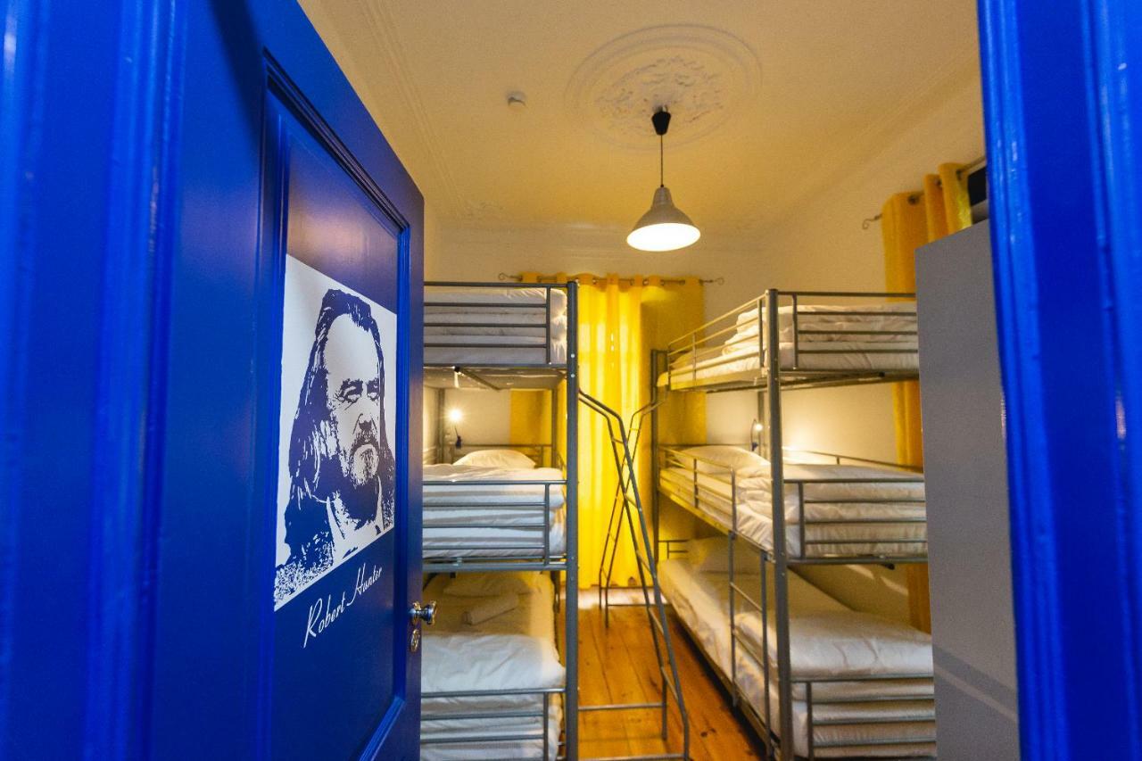 Help Yourself Hostels - Parede Extérieur photo