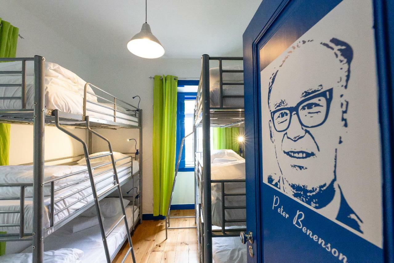 Help Yourself Hostels - Parede Extérieur photo