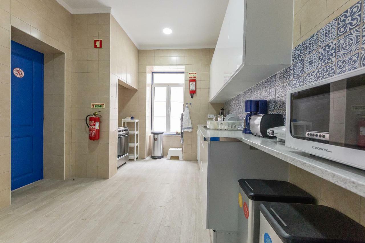 Help Yourself Hostels - Parede Extérieur photo