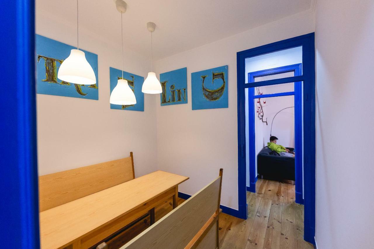 Help Yourself Hostels - Parede Extérieur photo