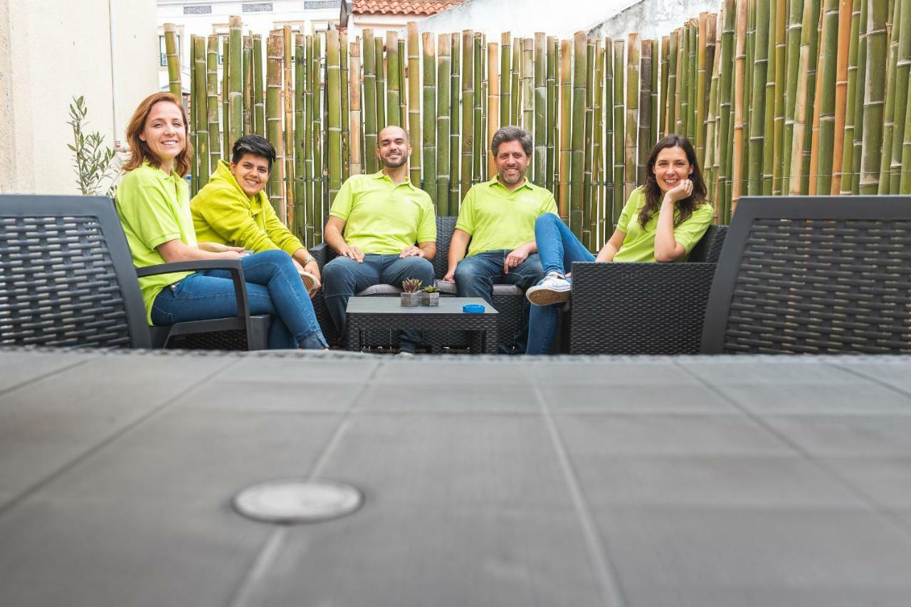 Help Yourself Hostels - Parede Extérieur photo